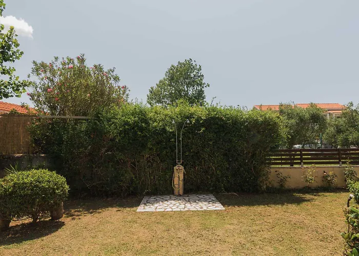 Diana Nyaraló Aharávi